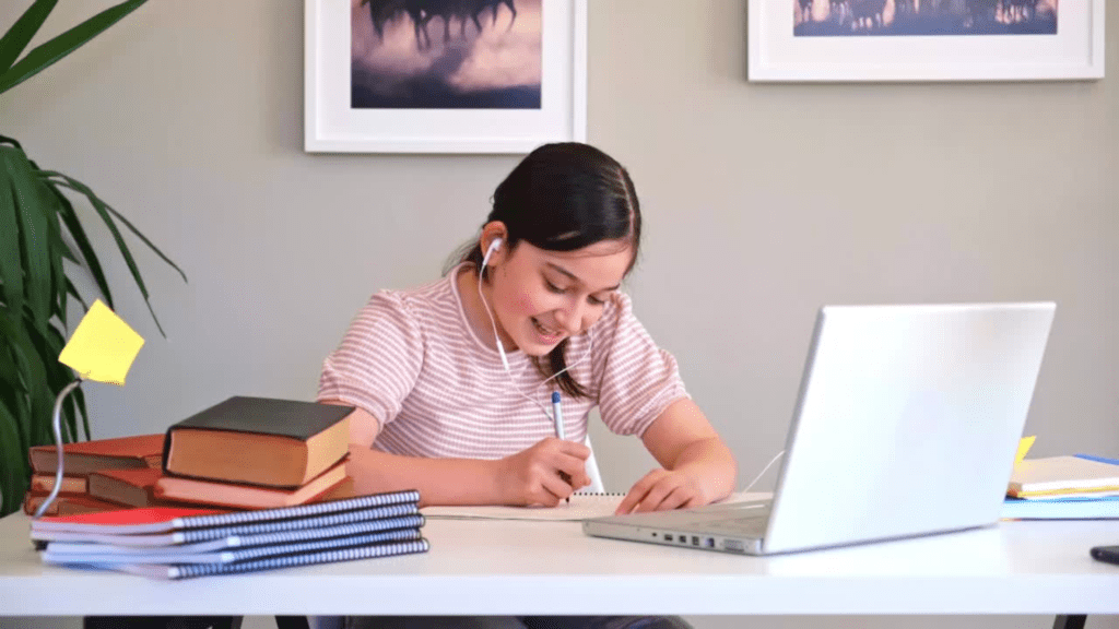 How Online Learning Can Help Your Child Succeed in GCSEs | Nisai Learning